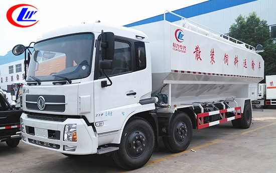 30立方東風(fēng)天錦小三軸<a href=http://www.essary.cn/siliaoche/ target=_blank class=infotextkey>飼料車</a>