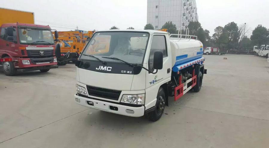 江鈴順達(dá)5方<a href=http://www.essary.cn/ssc target=_blank class=infotextkey>灑水車</a>